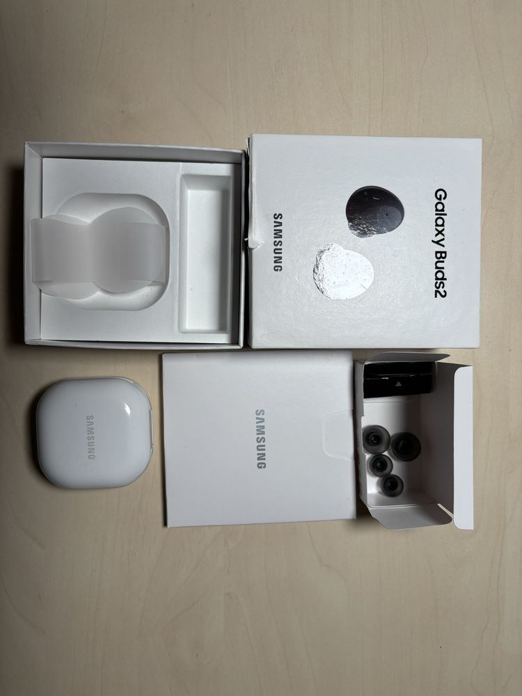 Samsung galaxy buds 2