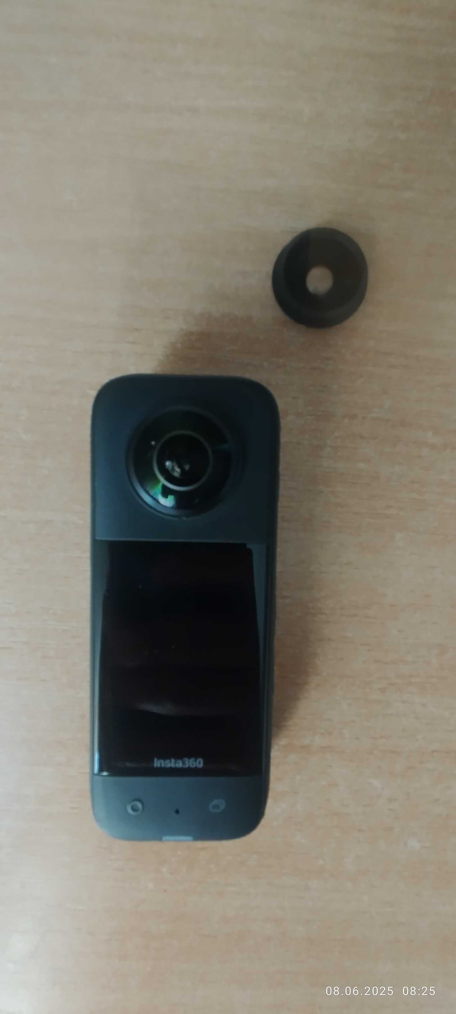 Камера insta 360x3