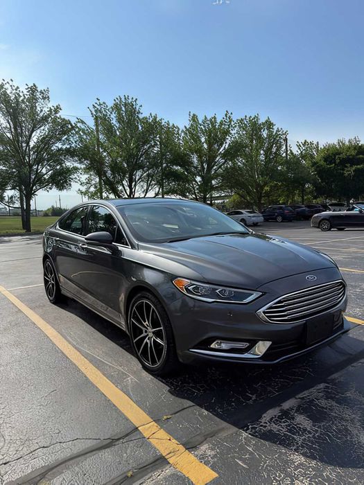 Ford Fusion Titanium      2017