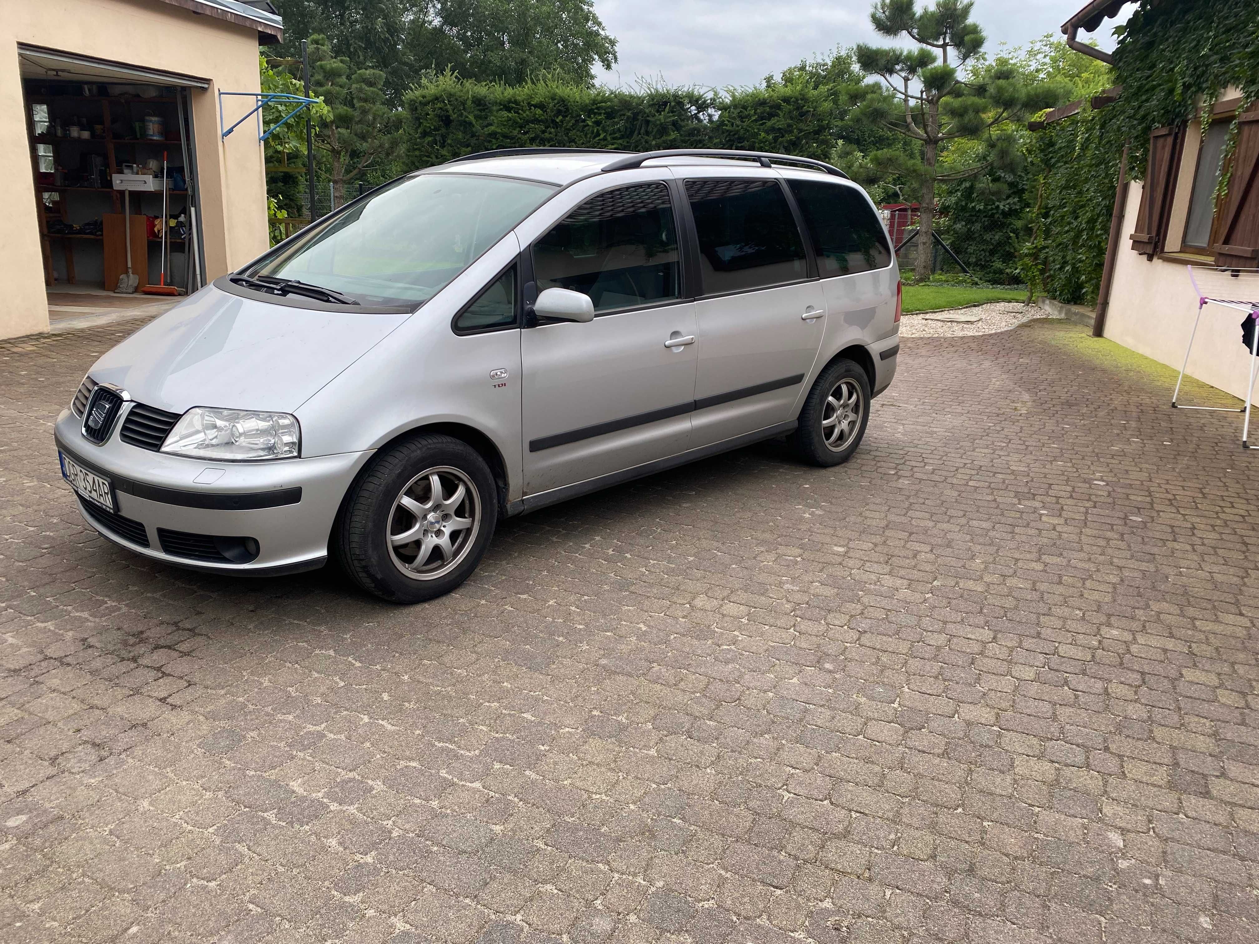 Seat Alhambra 2.0 TDI 140 KM z 2007 r.