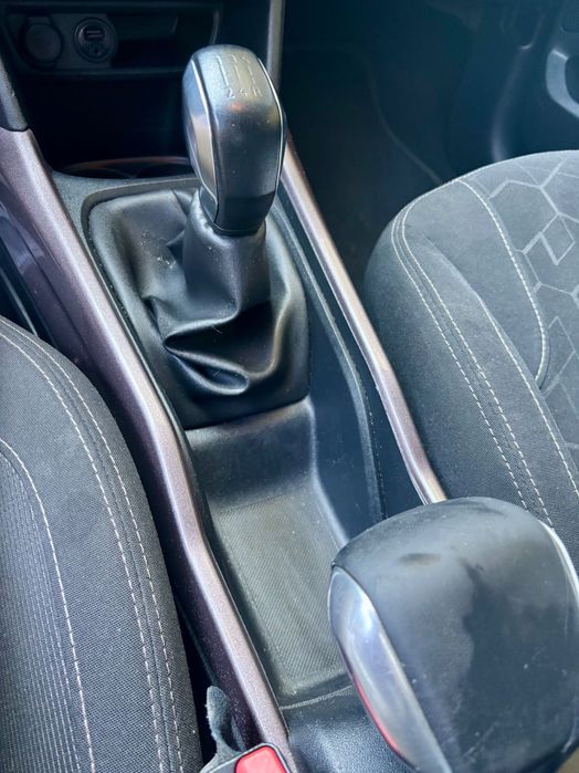 PEUGEOT 2008 puretch