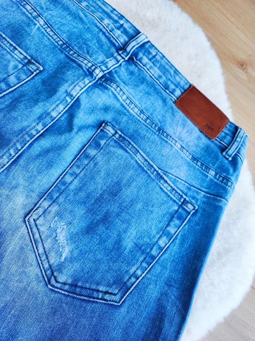 Zara Men spodnie jeansowe męskie z przetarciami modne bawełniane