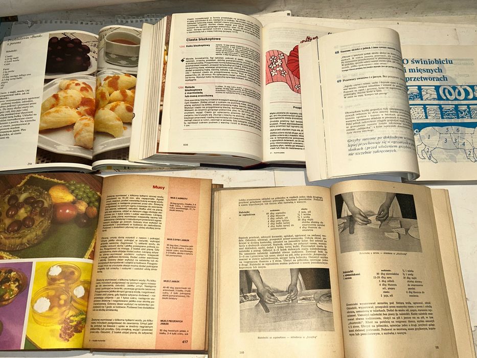 KUCHNIA POLSKA + 4 inne pozycje z lat PRL-u