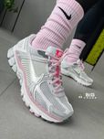 Жіночі кросівки Nike zoom vomero 5