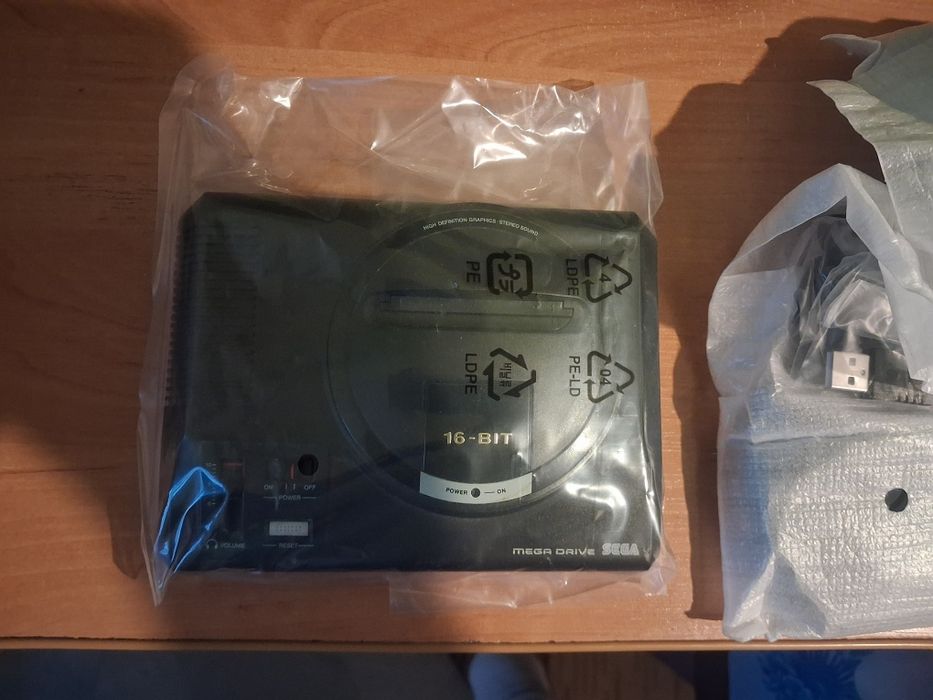 Retro Konsola Sega Mega Drive Mini Nowa 40 Gier