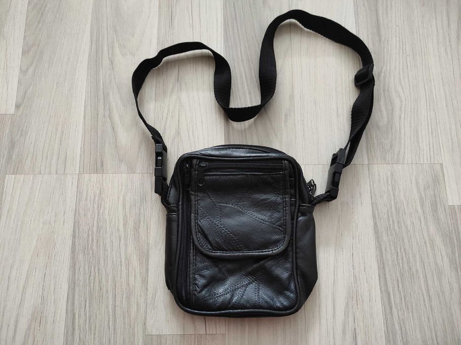 Шкіряна Чорна Сумка