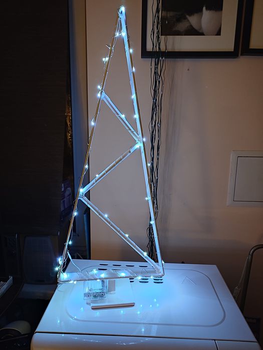 Choinka loftowa z lampkami 62 cm.Nowa.