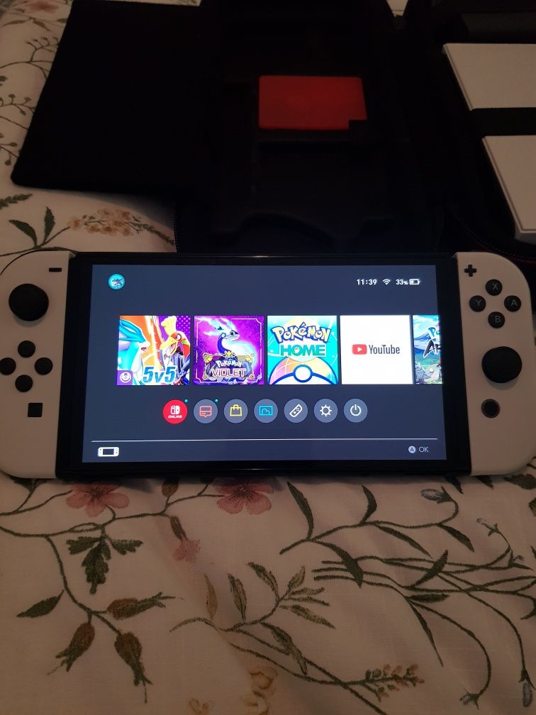 Nintendo Switch Oled como nova com garantia + mala + comando