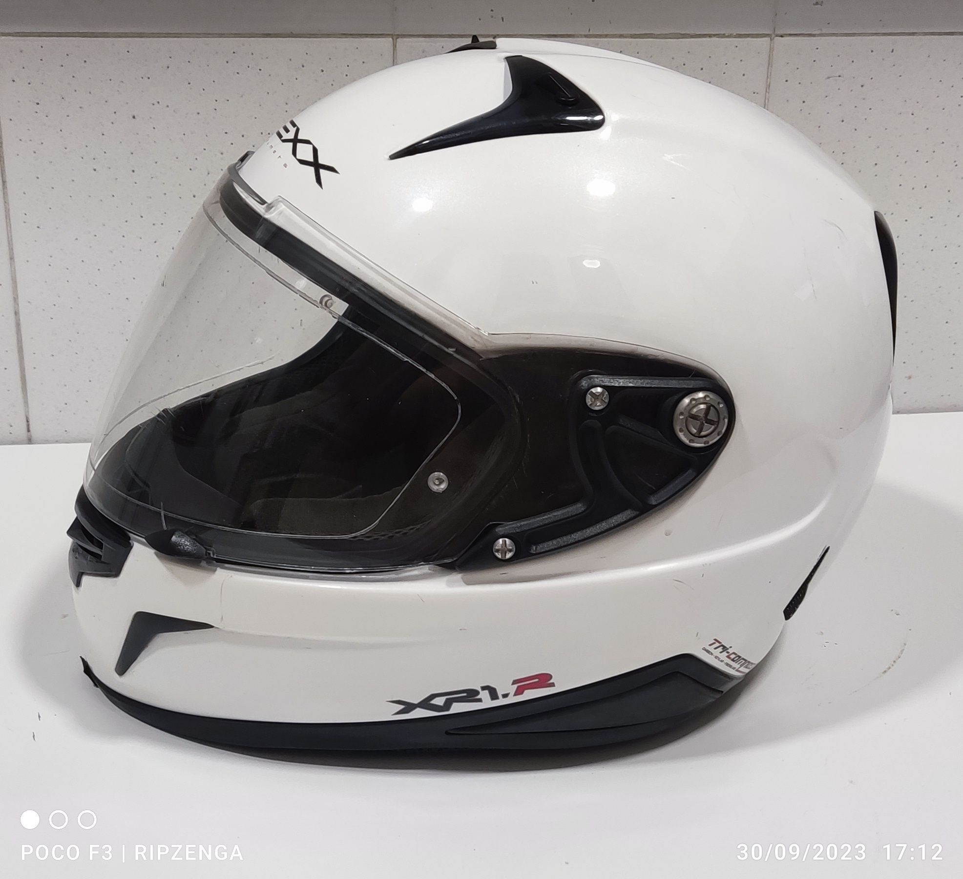 Capacete nexx Xr1-R tri composite