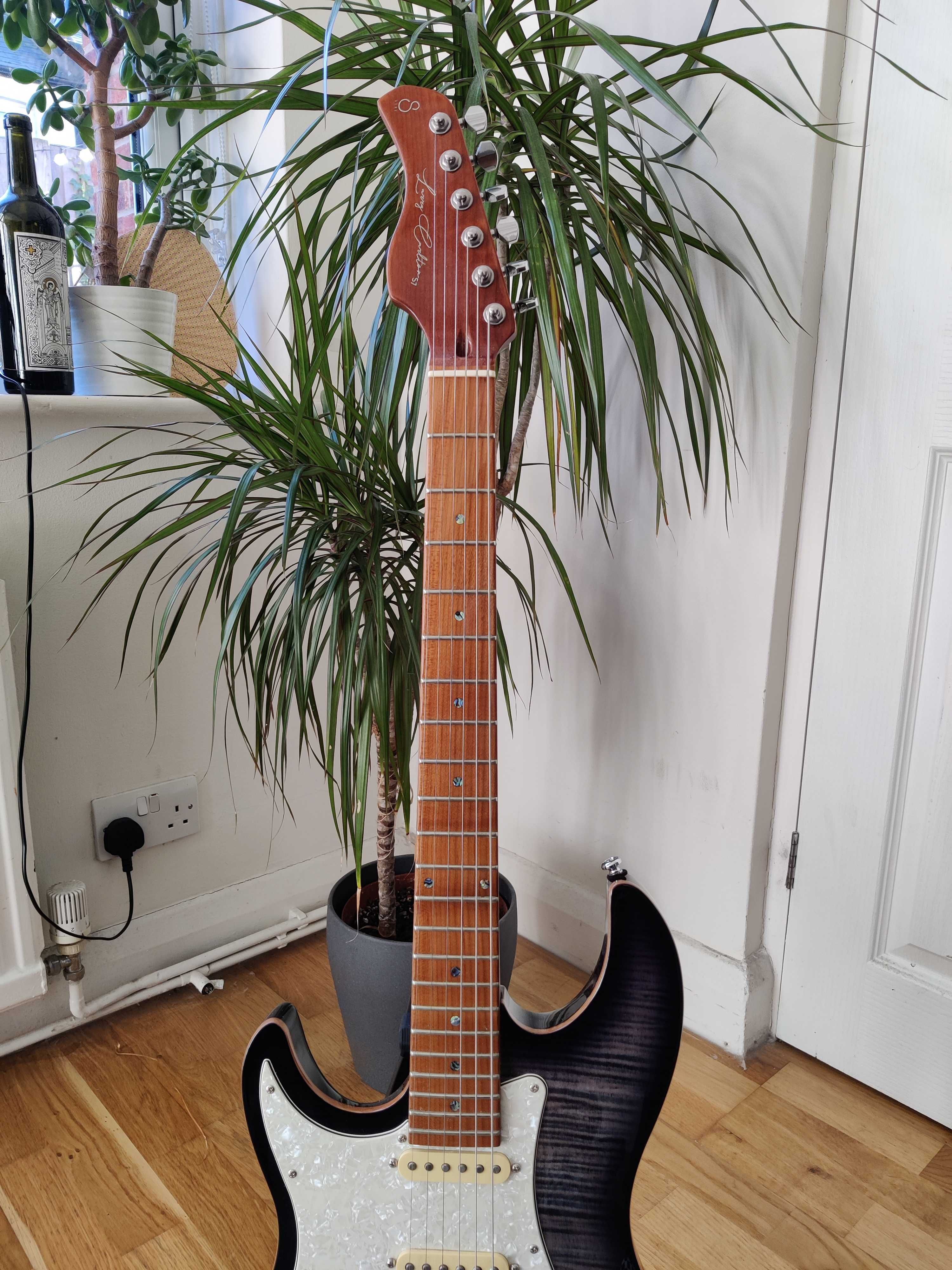 Sire Larry Carlton S7 HSS Strat Esquerdino Canhoto Guitarra Eléctrica