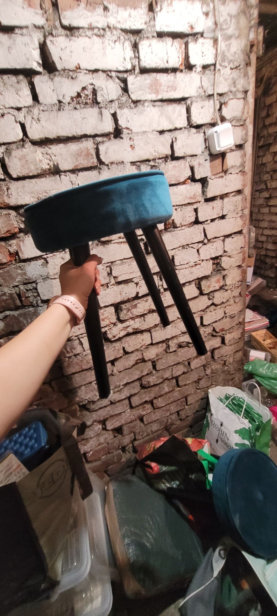 Taboret zamszowy