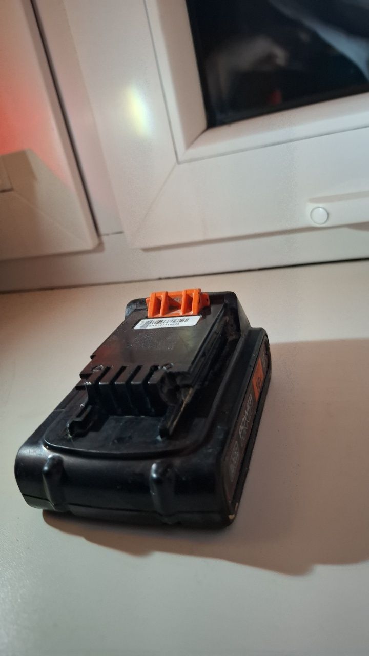 Akumulator BLACK DECKER 2 AH 18V