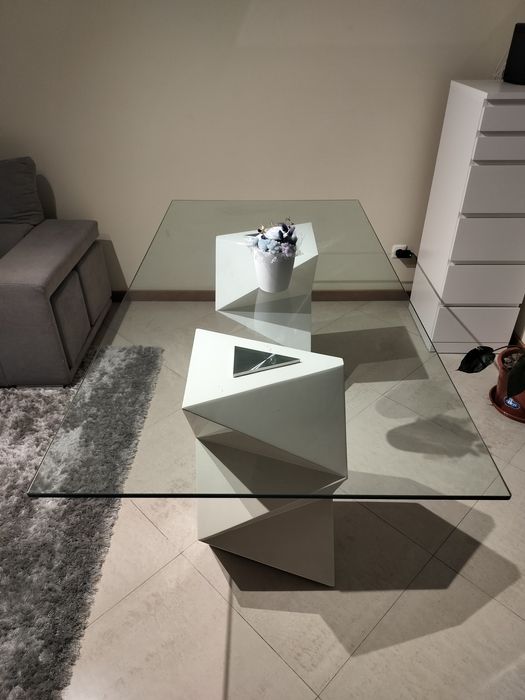 Mesa de jantar em vidro