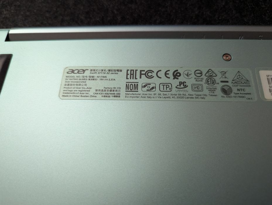 Продам Acer Swift 1 SF114-32!