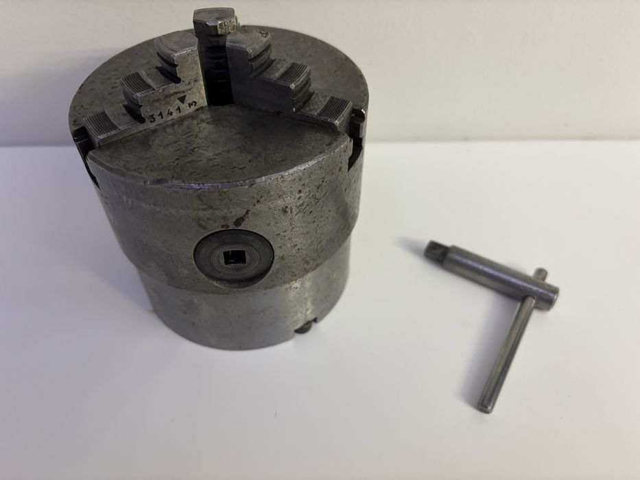 Uchwyt tokarski 3 szczękowy samocentrujący fi 100