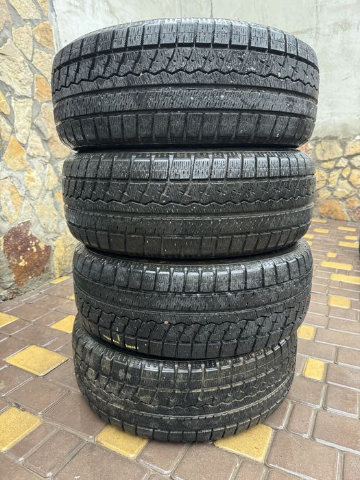 Продам Резина Зимова, 215 60 R16 (комплект) колеса шини