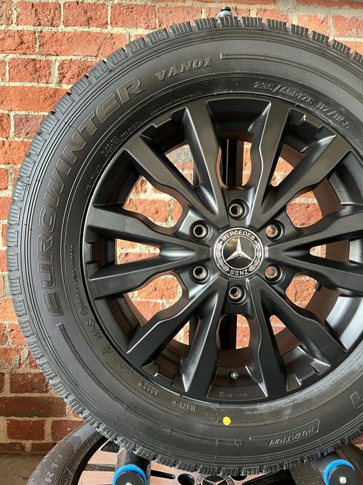 Koła Zimowe Mercedes Sprinter 6x130 Nowe 235/60R17C Falken Zima Felgi