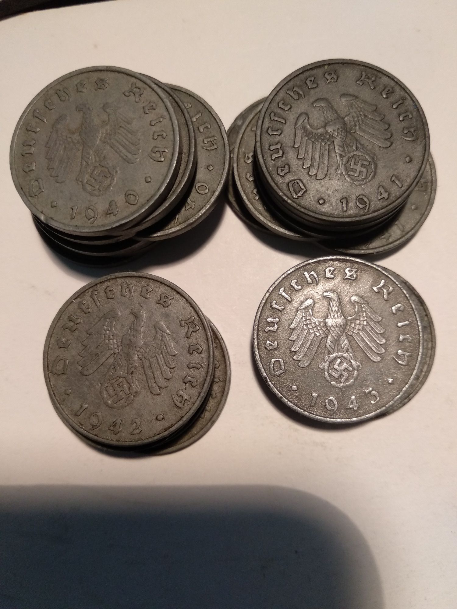 Moedas de 10 Reichspfennig 1940, 1941, 1942 e 1943 Alemanha suástica