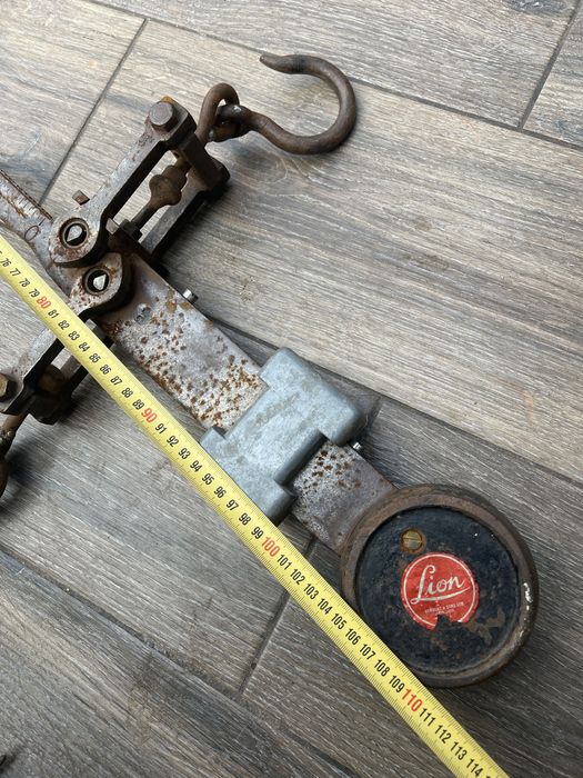 Antyk stara wielka waga Herbert&sons Lion 300 lb eksponat muzealny