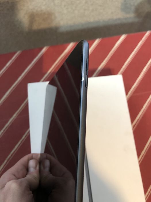 Продам планшет iPad Air 3 2019 10,5’ 64gb