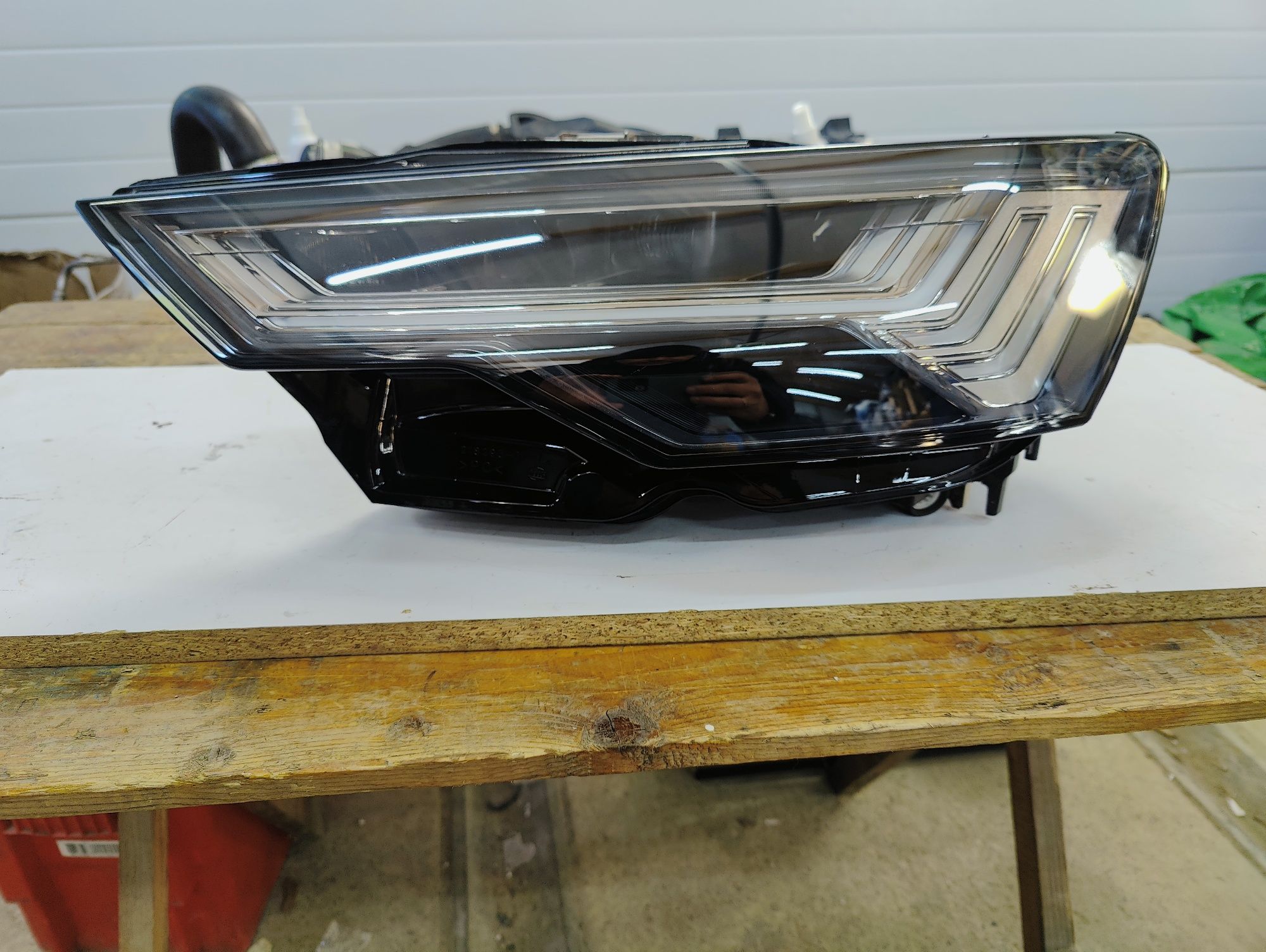 Audi A6 c8 фара левая full led matrix