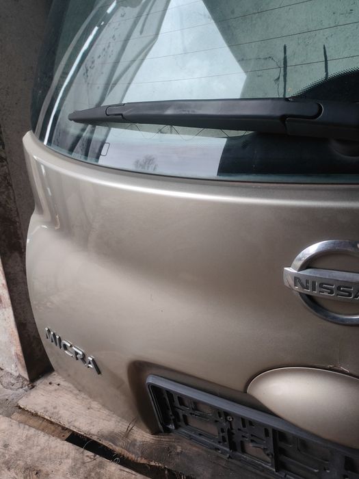Nissan Micra K12 klapa bagażnika EY2