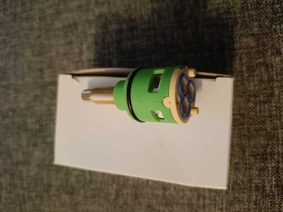 Głowica, głowiczka 3-funkcji zapadkowa