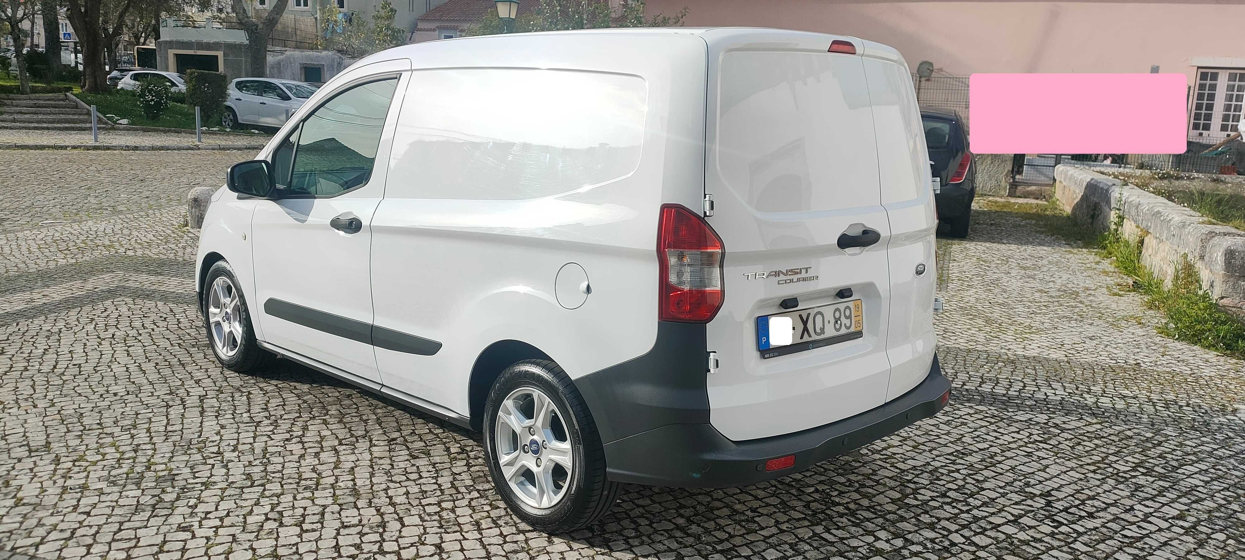 Ford Transit Courier  1.5 Tdci Trend Cx 6Vel - 2019  / Iva Dedútivel