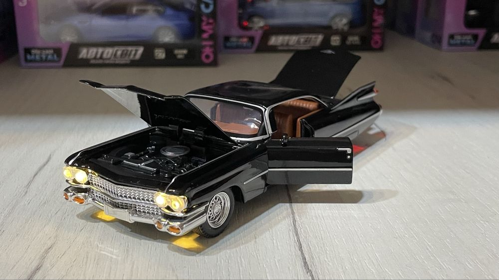 1:32 машинка Cadillac Eldorado ретро авто Retro колекційна модель