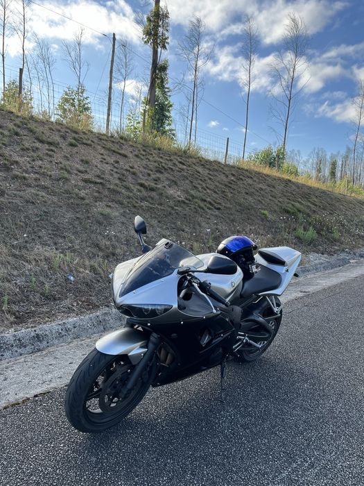 Yamaha r6 2003  limitada A2