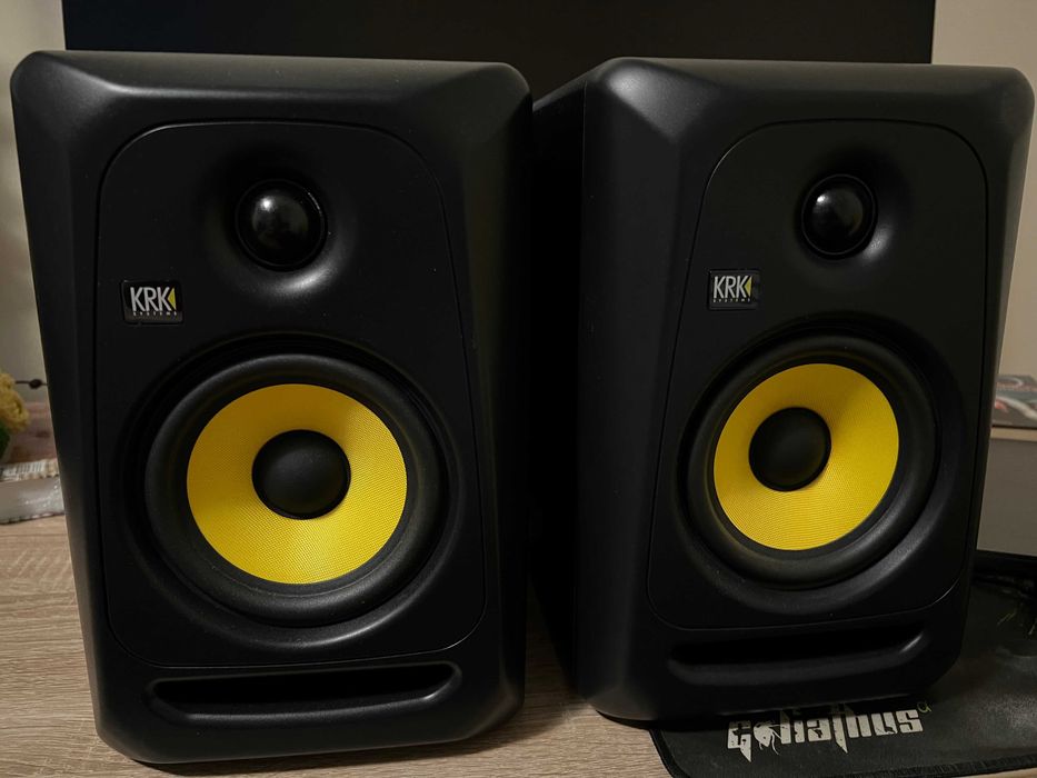 Студийные мониторы KRK Classic 5 (цена за комплект)