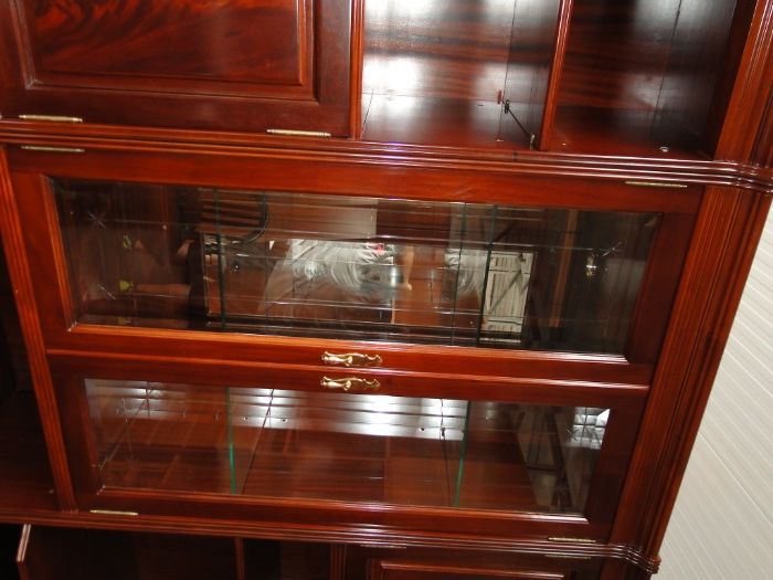 Grande móvel de sala em madeira - óptimo estado