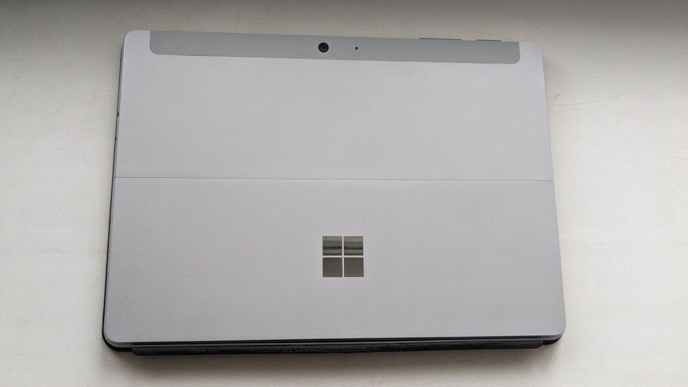 Ноутбук/Планшет Microsoft Surface Go 2  4/64Gb Type Cover