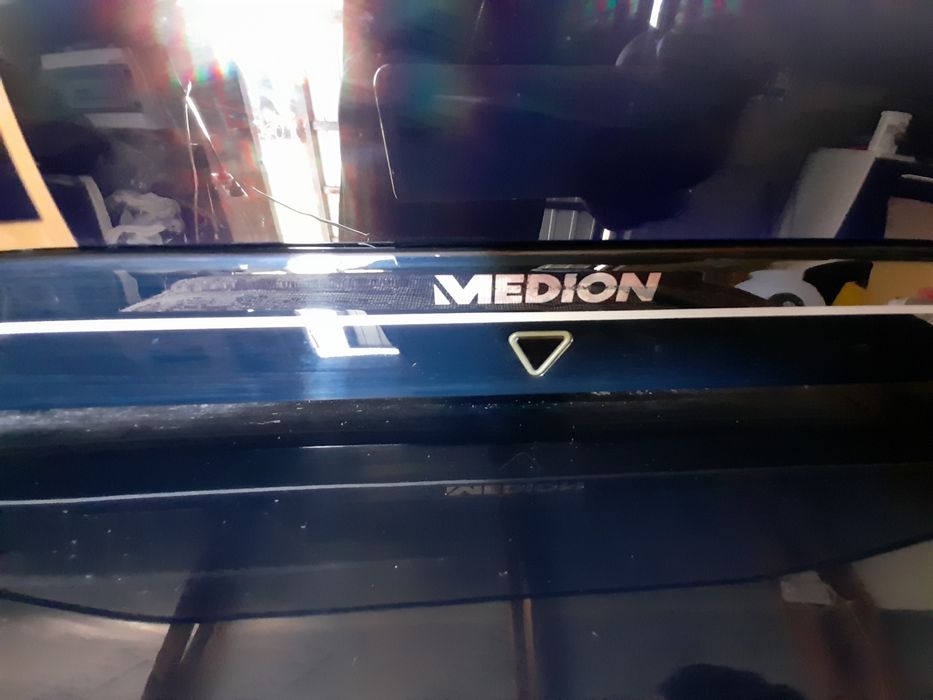 2 Telewizory Medion i Toshiba