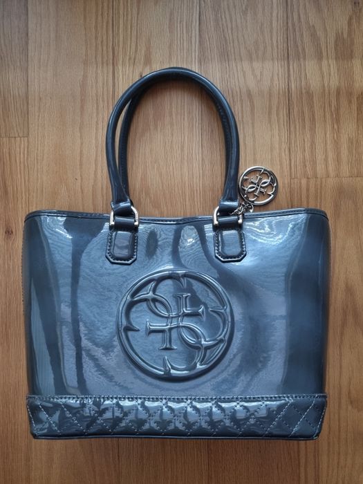 Mala de senhora Guess cinzenta