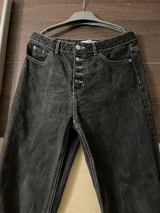 Fajne czarne jeansy mom fit 38
