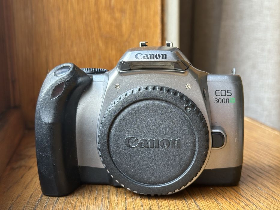 Canon 3000v плівковий фотоаппарат