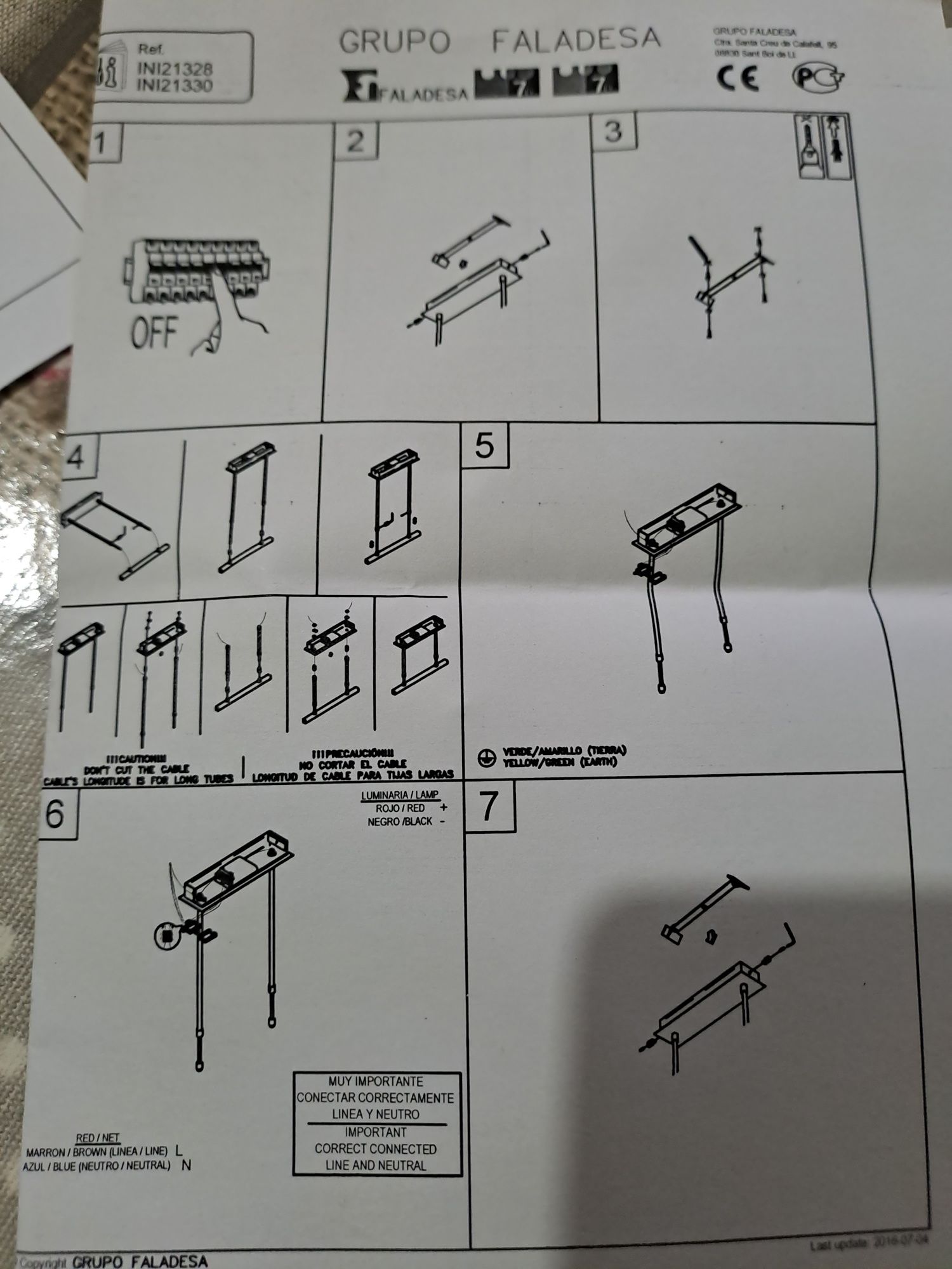 Dois candeeiros de sala ou quartos