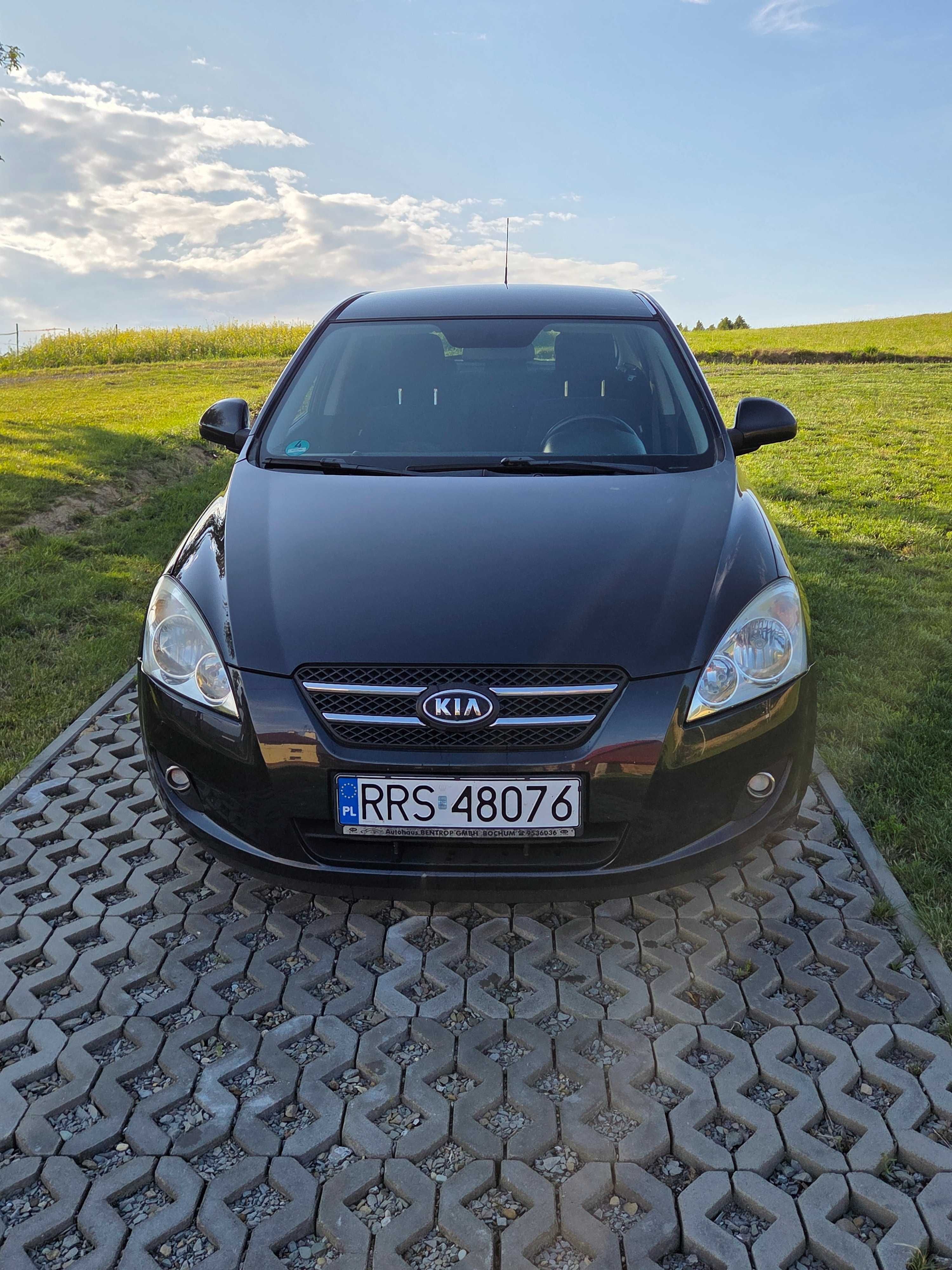 Kia ceed 1,6 benzyna . bardzo ładne, zadbane . pierwszy właściciel