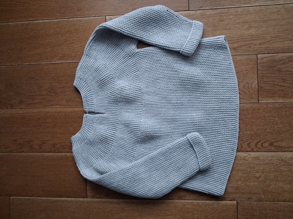 Sweter z pomponikami Zara 104