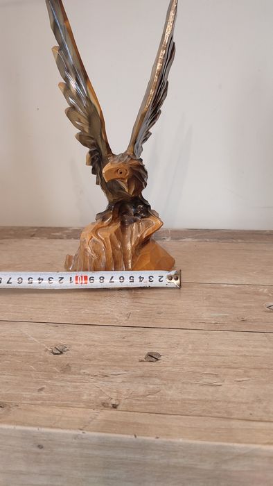 Дерев'яний орел.