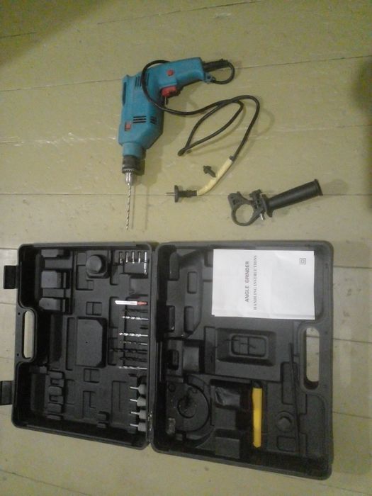 Электро дрель как новая !