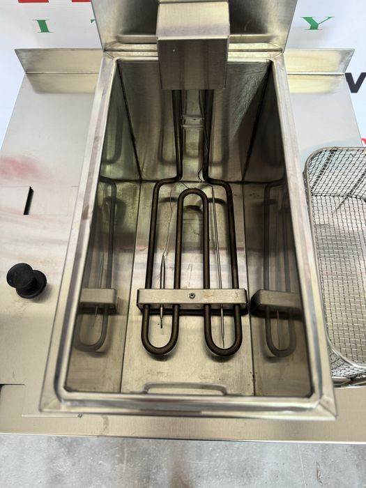 Фритюрниця Професійна Кий-В 4 Літри!!!