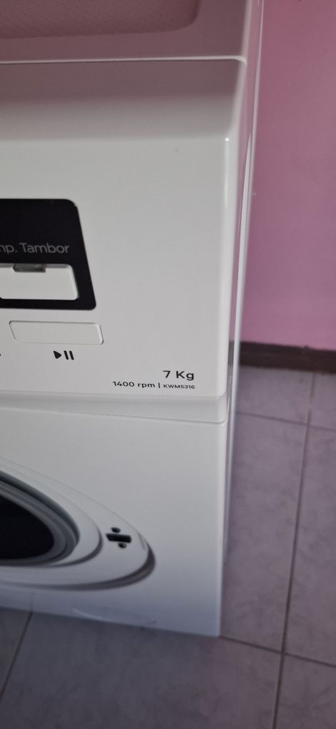 Máquina de Lavar Roupa KUNFT KWM8809 (8 kg - 1400 rpm - Branco)
