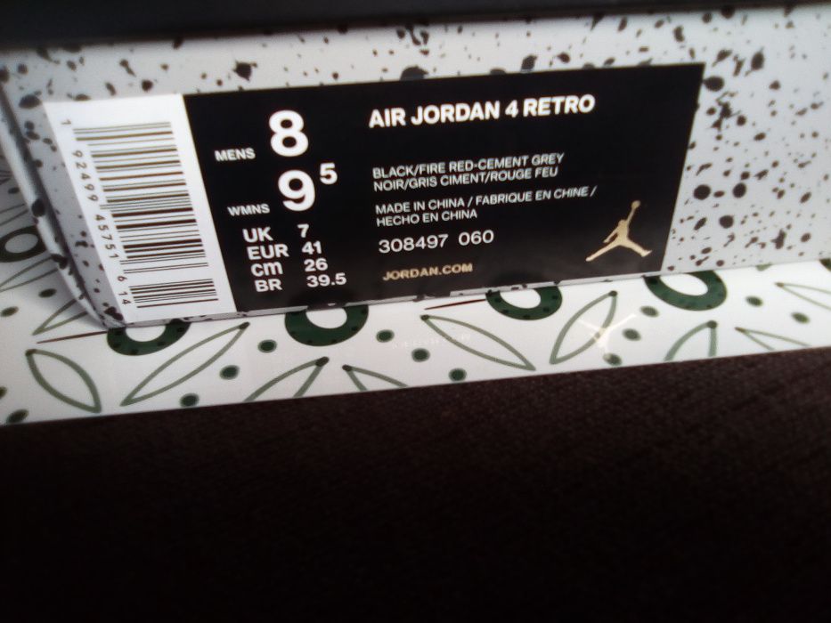 (r. 41- us 8) Nike Jordan 4 Retro Bred (2019) kod 308497,-060