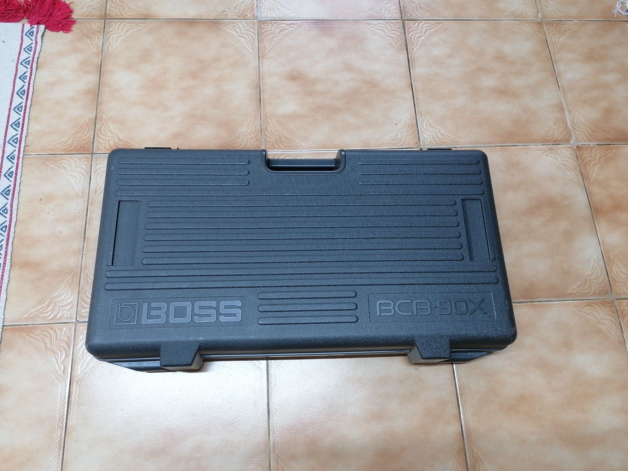 Boss BCB-90X caixa para pedais