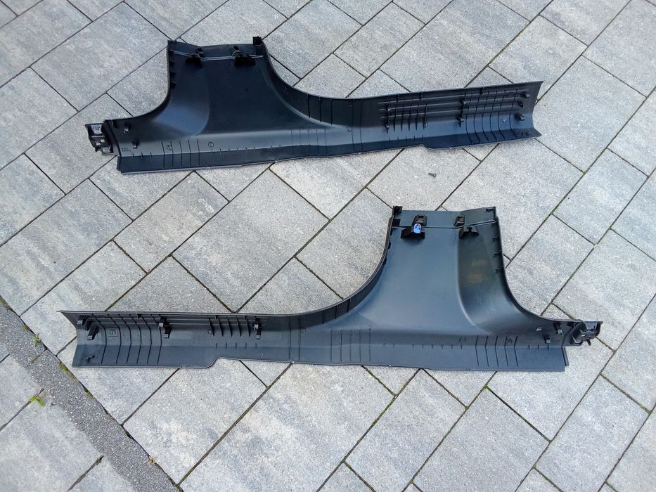 Sprzedam nakładkę progu wewnątrz lewa,prawa do Peugeota 2008 II