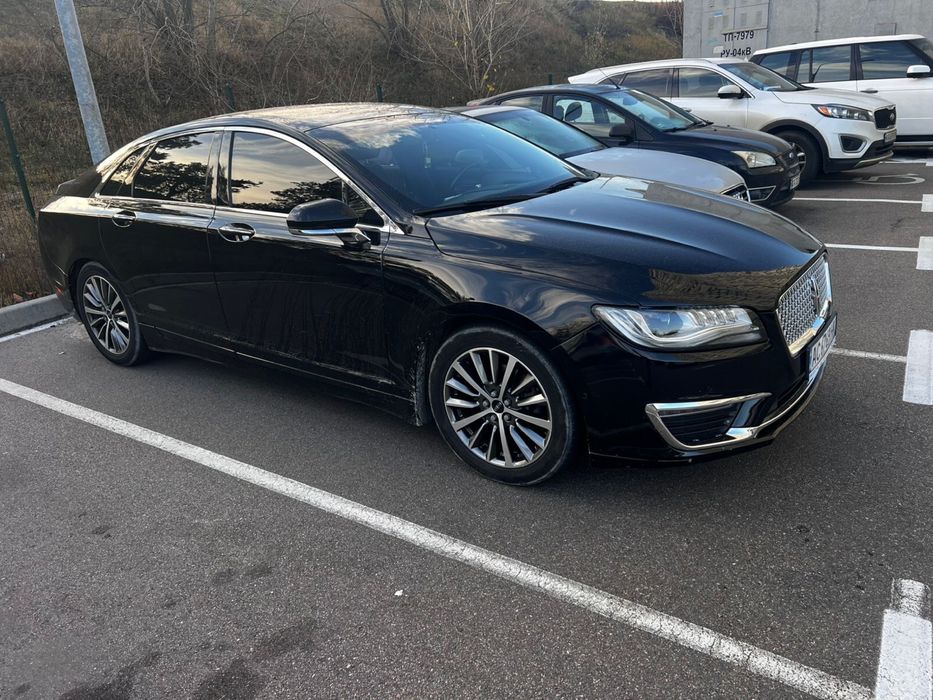 Автомобіль Lincoln MKZ 2016 року