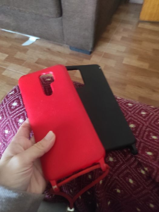 Eu estou a vender capas de telemóvel