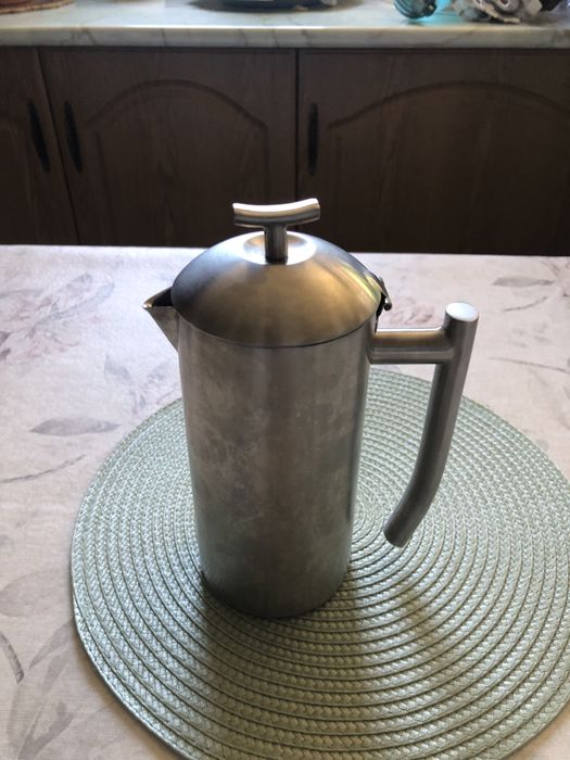 Jarra de café   e chaleira  em aço inox antiguidade